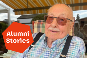 Wolfgang Franke genießt seinen Ruhestand auf seiner Terrasse.