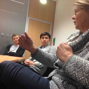 Alumni Face to Face - Ute Steffenhagen im Dialog mit Studierenden. Foto: Przesdzing