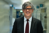 Porträt Prof. Leonhardt