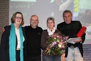 Beuth-Präsidentin Prof. Dr. Monika Gross mit den Ausgezeichneten