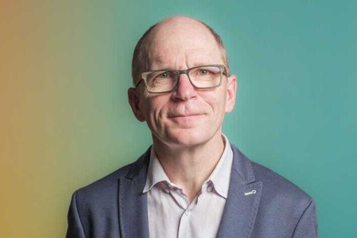 Porträt: Mann in Anzug