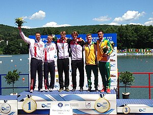 Siegerehrung in Baskov: U23 K2 1.000m