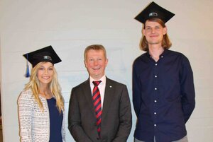 Alumni mit Prof. Pumpe, Foto: Przesdzing