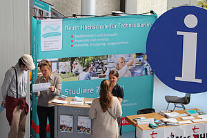Die Zentrale Studienberatung der Beuth Hochschule informiert und berät. (Foto: Wolter)