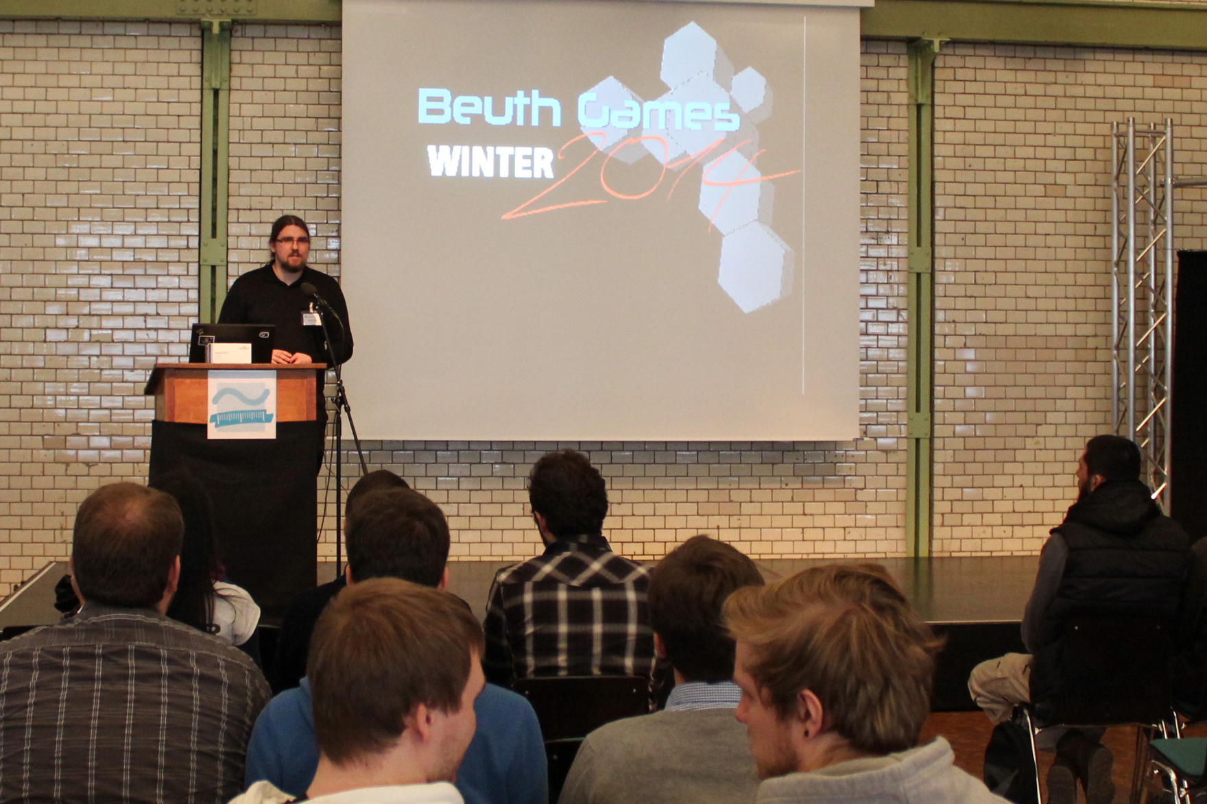 Stephan Rehfeld eröffnet die Beuth Games