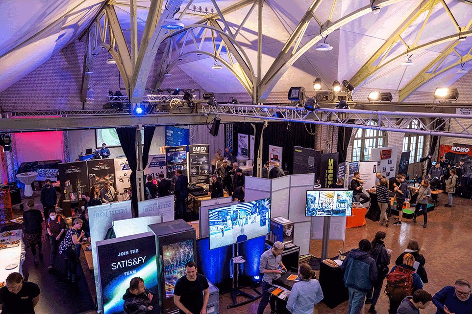 Zahlreiche Firmen präsentierten sich auf der Hausmesse. 